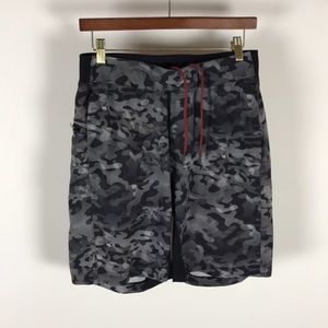 Lululemon Mens The Short 9 Lined Camo 